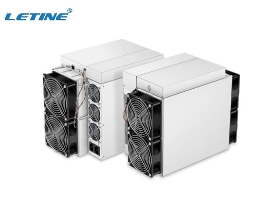 het Streepje X11 1770 GH 3148W 75db van 1770Gh Bitmain Antminer D9